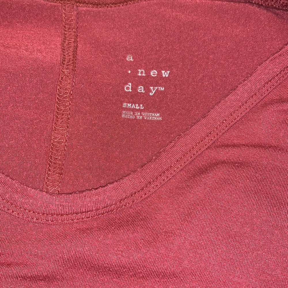 Basic Tee - Picture 2 of 2